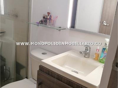 Apartamento de 2 alcobas en venta en Virgen Del Carmen, Sabaneta, 58 m² · foto 5 de 8