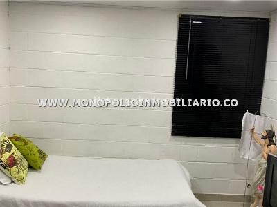 Casa de 5 alcobas en venta en Robledo, Medellín, 119 m² · foto 6 de 20