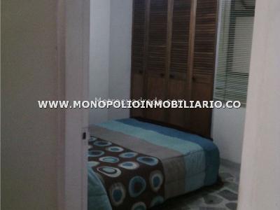 Apartamento en arriendo en Laureles, Medellín · foto 7 de 12