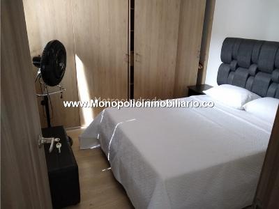 Apartamento en arriendo en Los Colores, Medellín · foto 9 de 14