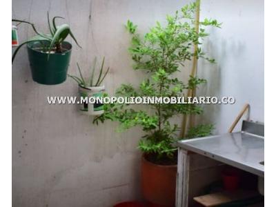 Casa de 3 alcobas en venta en Buenos Aires, Medellín, 70 m² · foto 5 de 9