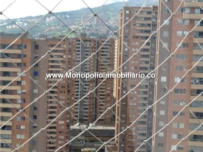 Apartamento de 3 alcobas en venta en San German, Medellín, 70 m² · foto 13 de 20