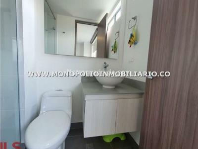 Apartamento de 4 alcobas en venta en San Jose, Sabaneta, 139 m² · foto 15 de 15