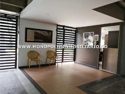 Apartamento de 2 alcobas en venta en Entreamigos, Sabaneta, 75 m² · foto 2 de 8