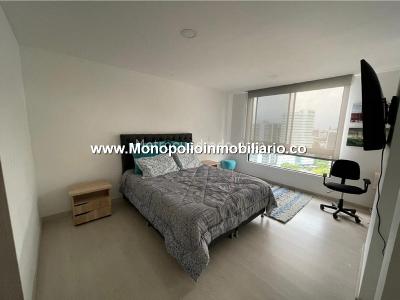 Apartamento de 2 alcobas en arriendo en Villa Carlota, Medellín, 87 m² · foto 2 de 12