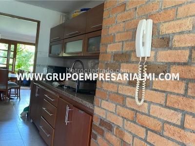 Apartamento de 3 alcobas en venta en El Poblado, Medellín, 137 m² · foto 3 de 20
