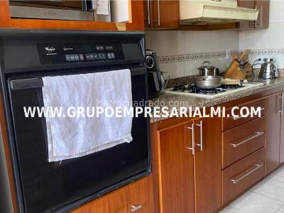 Apartamento de 3 alcobas en venta en El Poblado, Medellín, 137 m² · foto 5 de 20