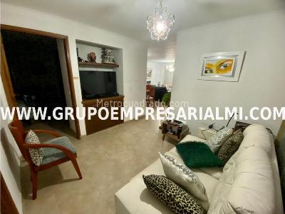 Apartamento de 3 alcobas en venta en El Poblado, Medellín, 137 m² · foto 8 de 20