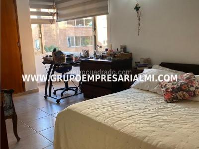 Apartamento de 3 alcobas en venta en El Poblado, Medellín, 137 m² · foto 13 de 20