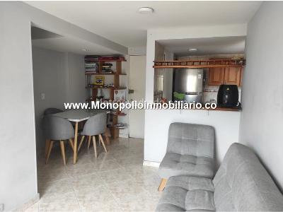 Apartamento en venta en El Chagualo, Medellín · foto 3 de 4