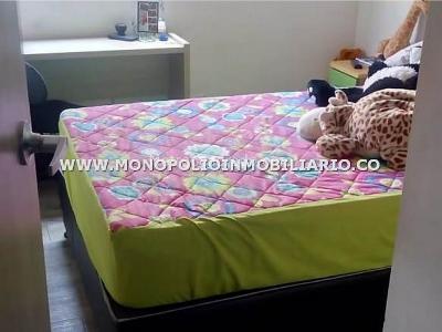Apartamento de 3 alcobas en venta en Niquia, Bello, 65 m² · foto 7 de 12