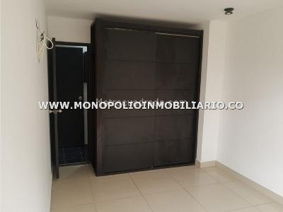 Apartamento de 3 alcobas en venta en Cabañas, Bello, 109 m² · foto 8 de 20