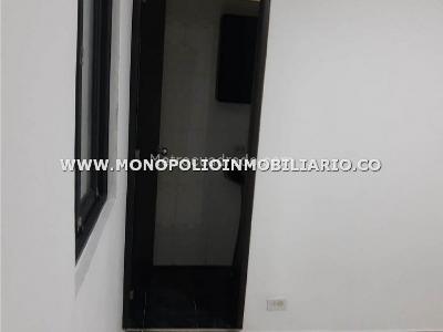 Apartamento de 3 alcobas en venta en Cabañas, Bello, 109 m² · foto 9 de 20