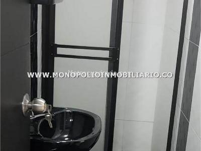 Apartamento de 3 alcobas en venta en Cabañas, Bello, 109 m² · foto 18 de 20