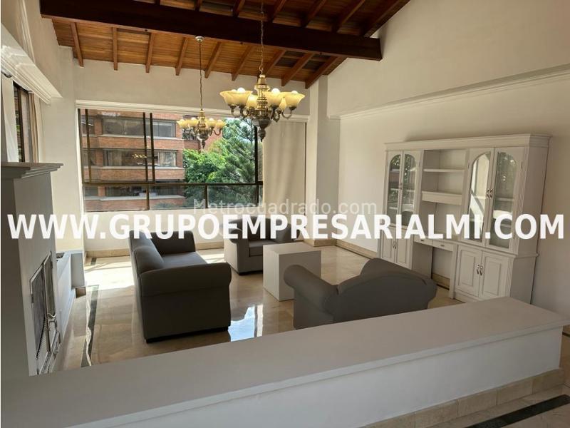 Luxurious 4BR Penthouse with Jacuzzi in El Poblado - 7