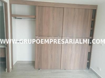 Apartamento de 3 alcobas en venta en La Doctora, Sabaneta, 73 m² · foto 6 de 16
