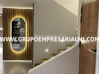 Casa de 4 alcobas en venta en El Poblado, Medellín, 360 m² · foto 15 de 20
