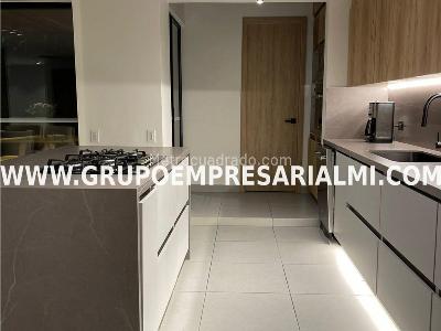 Casa de 4 alcobas en venta en El Poblado, Medellín, 360 m² · foto 4 de 20