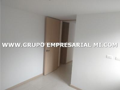 Apartaestudio en venta en Cabañas, Bello, 46 m² · foto 4 de 18