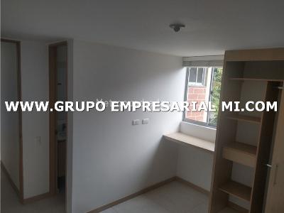Apartaestudio en venta en Cabañas, Bello, 46 m² · foto 11 de 18