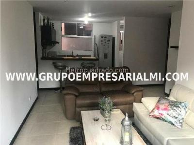 Apartamento de 2 alcobas en arriendo en Castropol, Medellín, 70 m² · foto 3 de 11