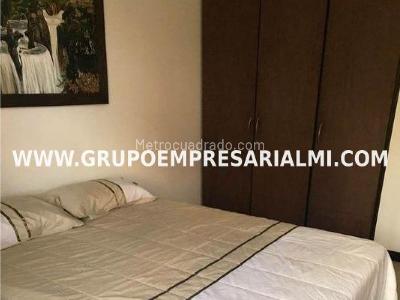 Apartamento de 2 alcobas en arriendo en Castropol, Medellín, 70 m² · foto 6 de 11