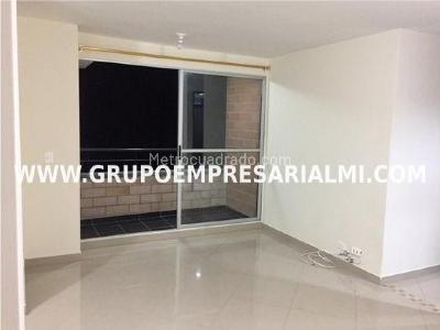 Apartamento de 3 alcobas en venta en Niquia, Bello, 67 m² · foto 3 de 11