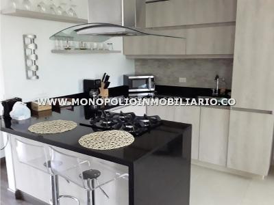 Apartamento de 3 alcobas en arriendo en El Tesoro, Medellín, 84 m² · foto 1 de 15