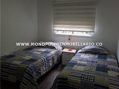 Apartamento de 3 alcobas en arriendo en El Tesoro, Medellín, 84 m² · foto 11 de 15