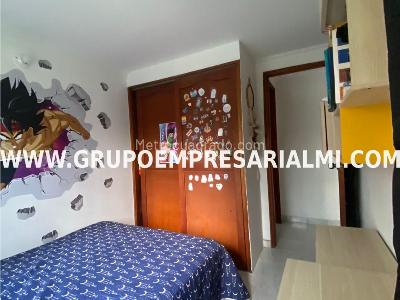 Apartamento en venta en El Poblado, Medellín · foto 8 de 14