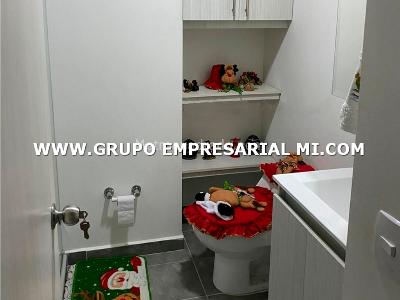 Apartamento de 3 alcobas en venta en La Castellana, Medellín, 117 m² · foto 11 de 11