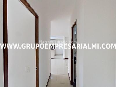 Apartamento de 3 alcobas en venta en Olaya Herrera, Medellín, 69 m² · foto 16 de 20