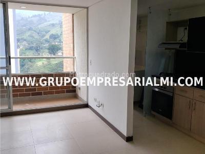 Apartamento de 4 alcobas en venta en La Doctora, Sabaneta, 80 m² · foto 3 de 20