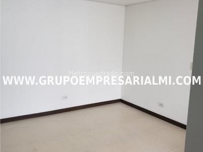 Apartamento de 4 alcobas en venta en La Doctora, Sabaneta, 80 m² · foto 9 de 20