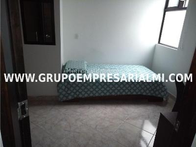 Apartamento de 4 alcobas en venta en Aves Maria, Sabaneta, 102 m² · foto 10 de 17