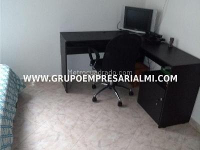 Apartamento de 4 alcobas en venta en Aves Maria, Sabaneta, 102 m² · foto 11 de 17