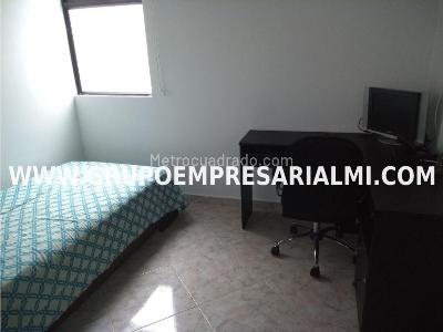 Apartamento de 4 alcobas en venta en Aves Maria, Sabaneta, 102 m² · foto 9 de 17