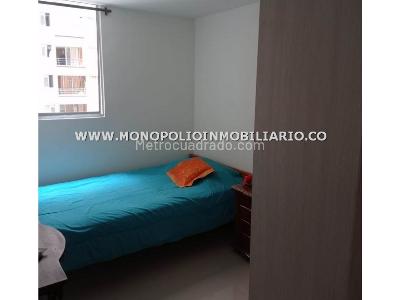 Apartamento de 3 alcobas en venta en Calle Vieja, Bello, 64 m² · foto 13 de 16