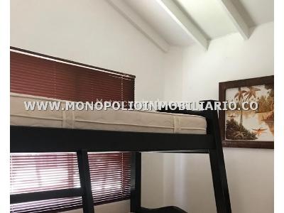 Casa de 5 alcobas en venta en Los Colores, Medellín, 323 m² · foto 14 de 15