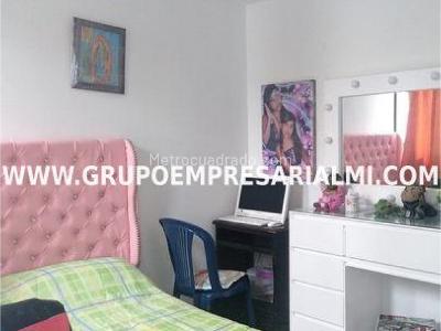 Apartamento en venta en Villa Hermosa, Medellín · foto 7 de 9