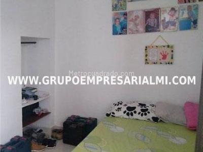 Apartamento en venta en Villa Hermosa, Medellín · foto 8 de 9
