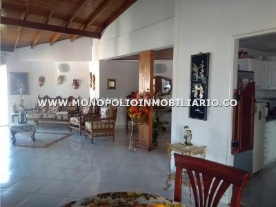 Apartamento en venta en Belen, Medellín · foto 2 de 12