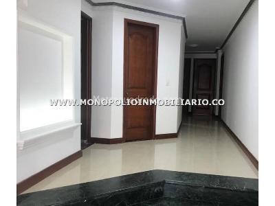 Apartamento de 4 alcobas en venta en Laureles, Medellín, 250 m² · foto 7 de 13