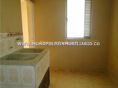 Apartamento de 3 alcobas en venta en El Poblado, Medellín, 145 m² · foto 11 de 14