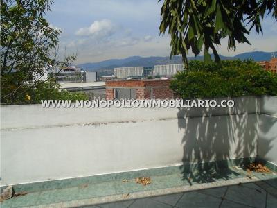 Apartamento de 3 alcobas en venta en El Poblado, Medellín, 145 m² · foto 13 de 14