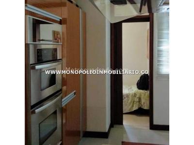 Apartamento de 4 alcobas en venta en Laureles, Medellín, 174 m² · foto 5 de 14