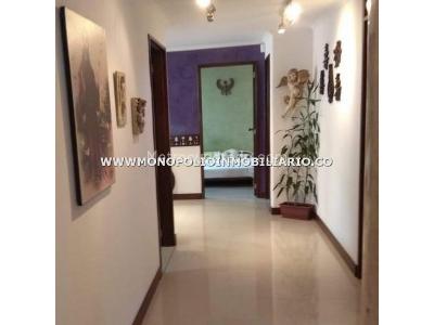 Apartamento de 4 alcobas en venta en Laureles, Medellín, 174 m² · foto 6 de 14