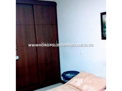 Apartamento de 4 alcobas en venta en Laureles, Medellín, 174 m² · foto 11 de 14