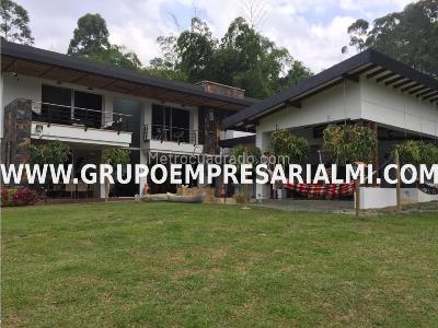 Casa de 3 alcobas en venta en El Escobero, Envigado · foto 7 de 20