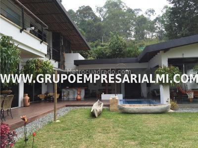 Casa de 3 alcobas en venta en El Escobero, Envigado · foto 9 de 20